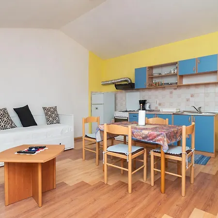 House Nani Rogoznica (Sibenik-Knin)