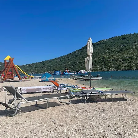 House Nani Rogoznica (Sibenik-Knin)