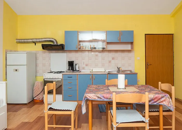 בית נופש House Nani