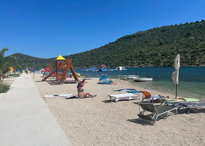 House Nani בית נופש רוגוזניצה