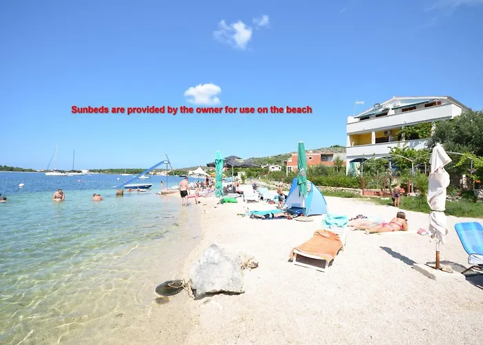 House Nani * רוגוזניצה